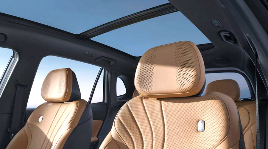Цены и комплектации последовательного гибрида Geely EX5 EM-R для России